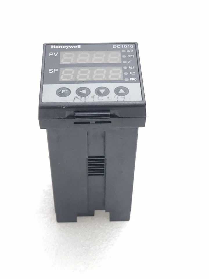 Used Working Honeywell DC1010CT-301000-E PID Digital Temperature Controller